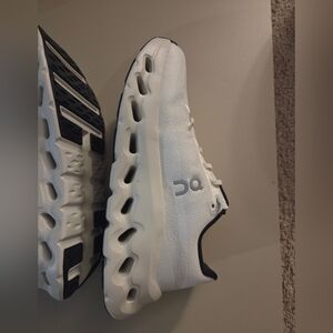 Women Walking Sneakers Cloudtilt Size 7.5